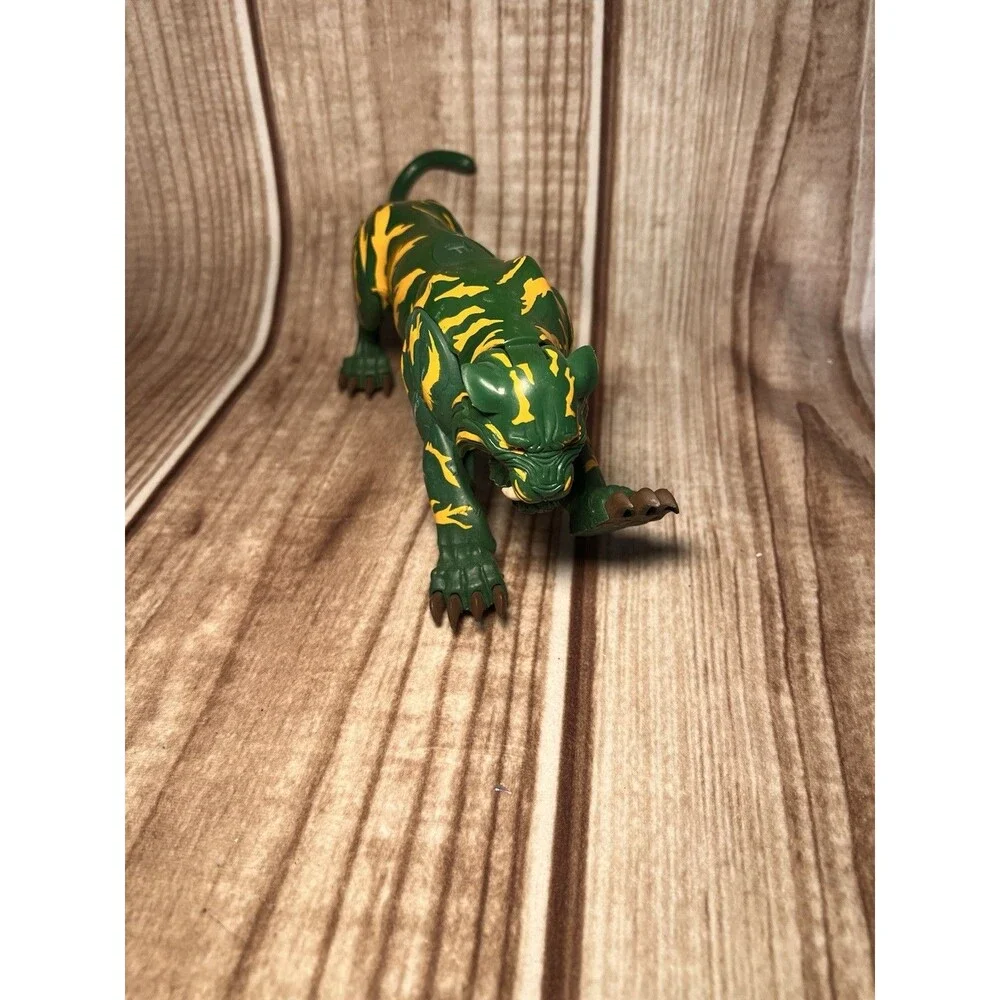 Vintage 2001 Mattel He-Man Masters of the Universe 'BATTLE CAT' Action Figure